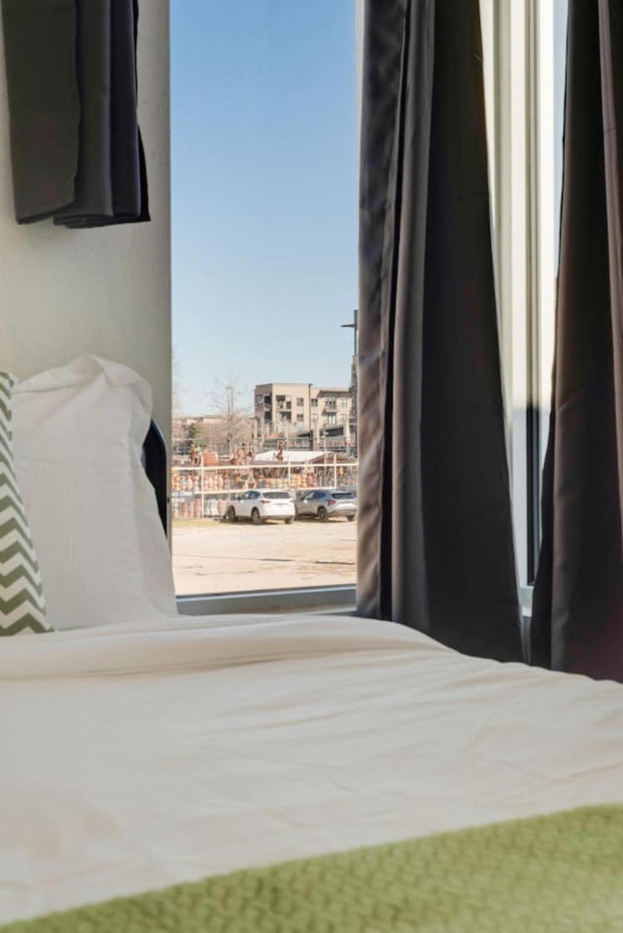 Apartamento Urban 2Br I Parking I King Bed I Workspace Dallas Exterior foto